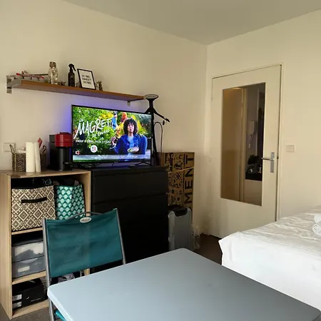 Cosy Flat La Defense بيتّو